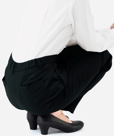 【全２色】テーパードパンツ（ストレッチ・防汚加工・66㎝丈）