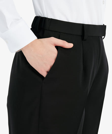 【全２色】テーパードパンツ（ストレッチ・防汚加工・66㎝丈）