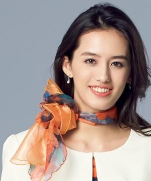飲食店制服・ユニフォームの通販の【ユニデポ フード】【アウトレット】【ミュルーズ染織美術館】スカーフ（シュシュ付き）