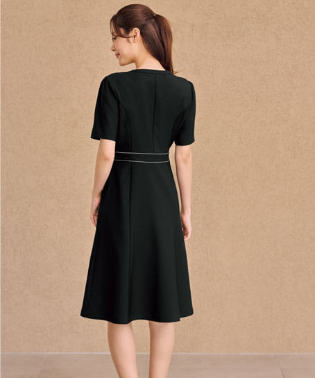 【全２色】ワンピース（ストレッチ・制電・吸汗速乾）