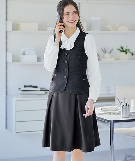 【全2色】タックフレアスカート（カイロポケット付・ストレッチ・吸汗速乾・抗菌・防臭・58cm丈/9号）
