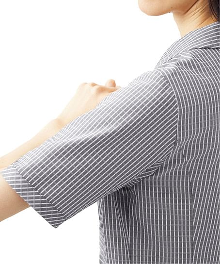SALE【全2色】シャツオーバーブラウス（ヨコストレッチ・吸汗速乾・吸放湿・UVカット・サステイナブル）