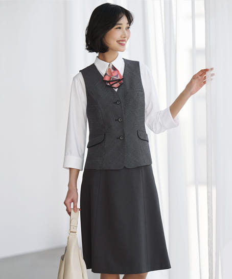 【全1色】七分袖シャツブラウス(ストレッチ・吸汗・速乾・防汚・UVカット・透けにくい・ニット)